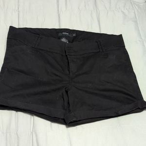 TORRID SIZE 20 BLACK SHORTS